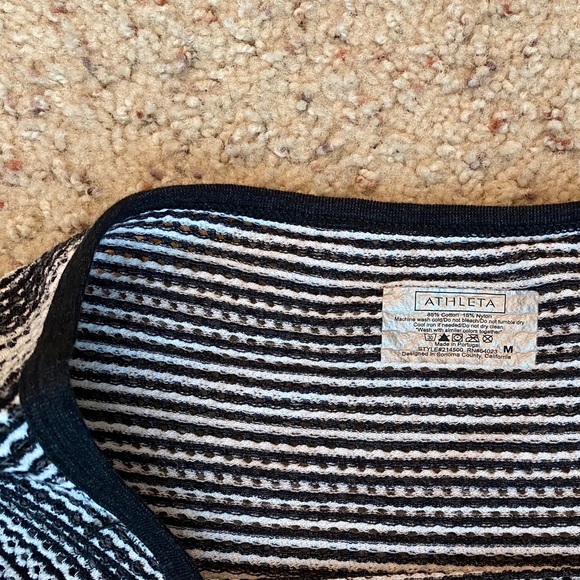 Athleta long sleeved top - Picture 2 of 3